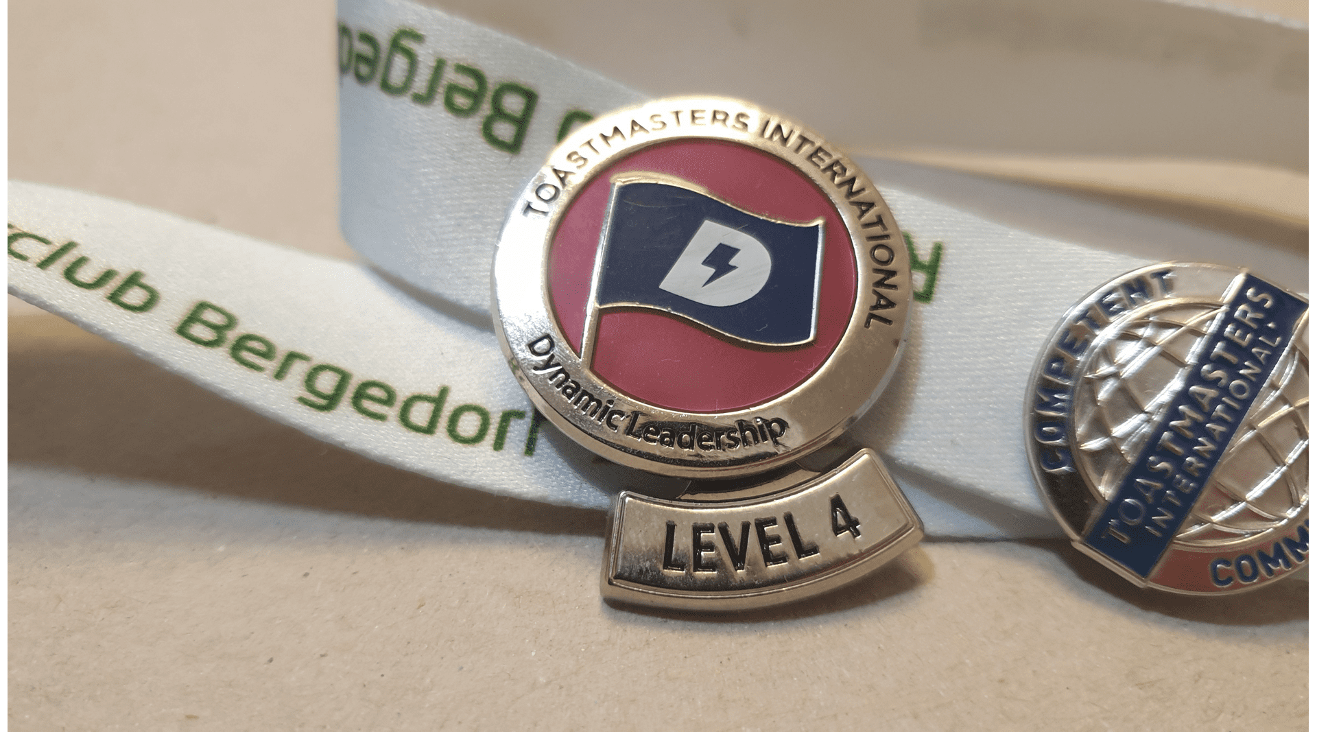 Titelbild: Pfadfinder zu Pathways